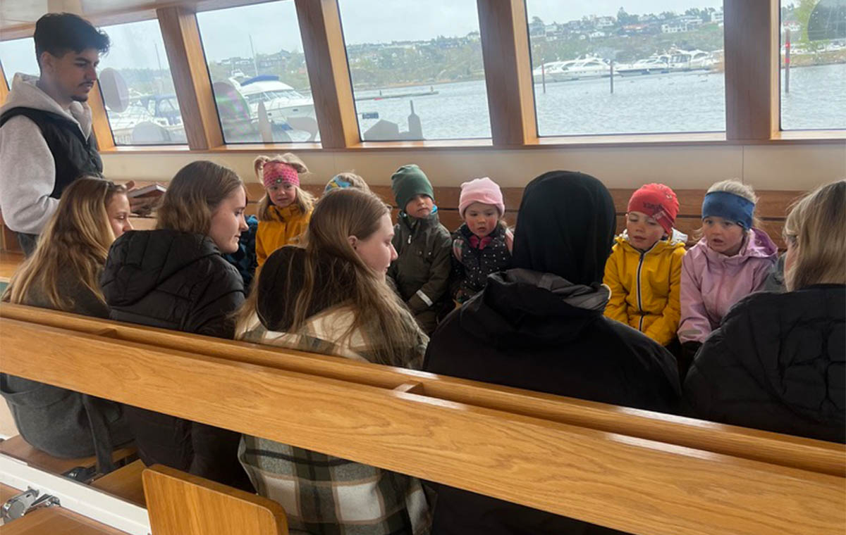 bokstart_0007_FCFDD7C6-ABF3-4837-BD4D-81AB71F5609B_1_105_c